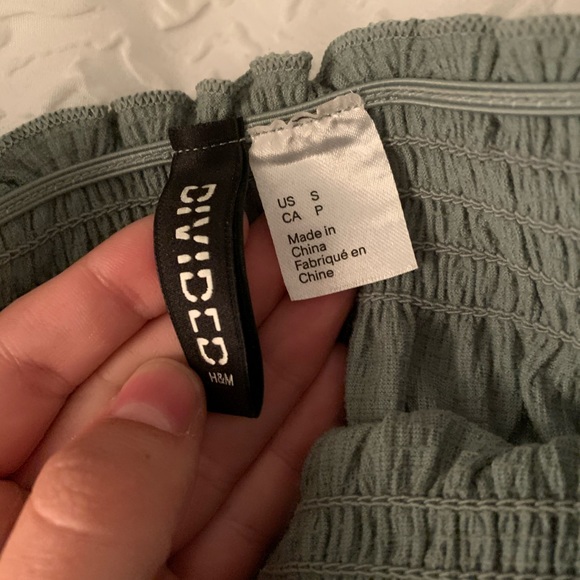 Sage OTS crop top - Picture 4 of 4